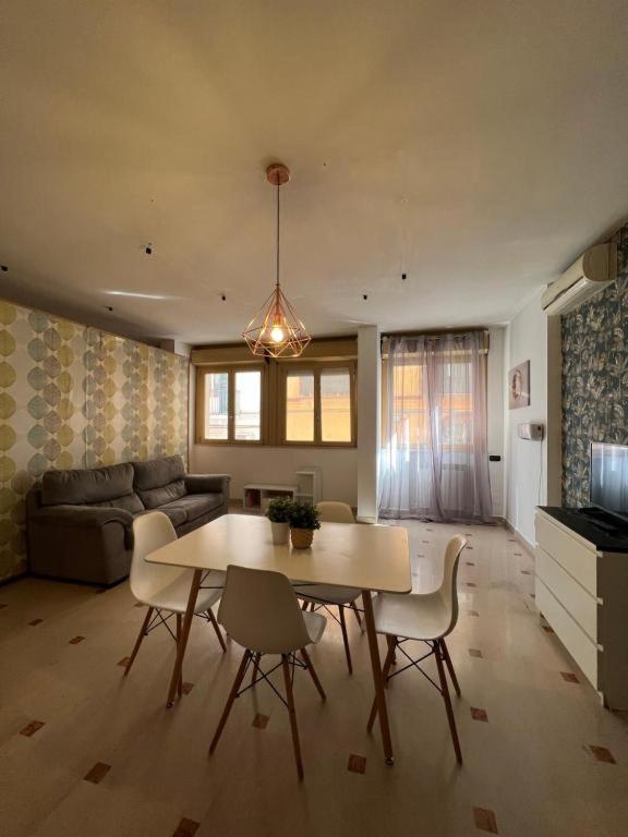 Rue Ragusa #1a Howme Apartment